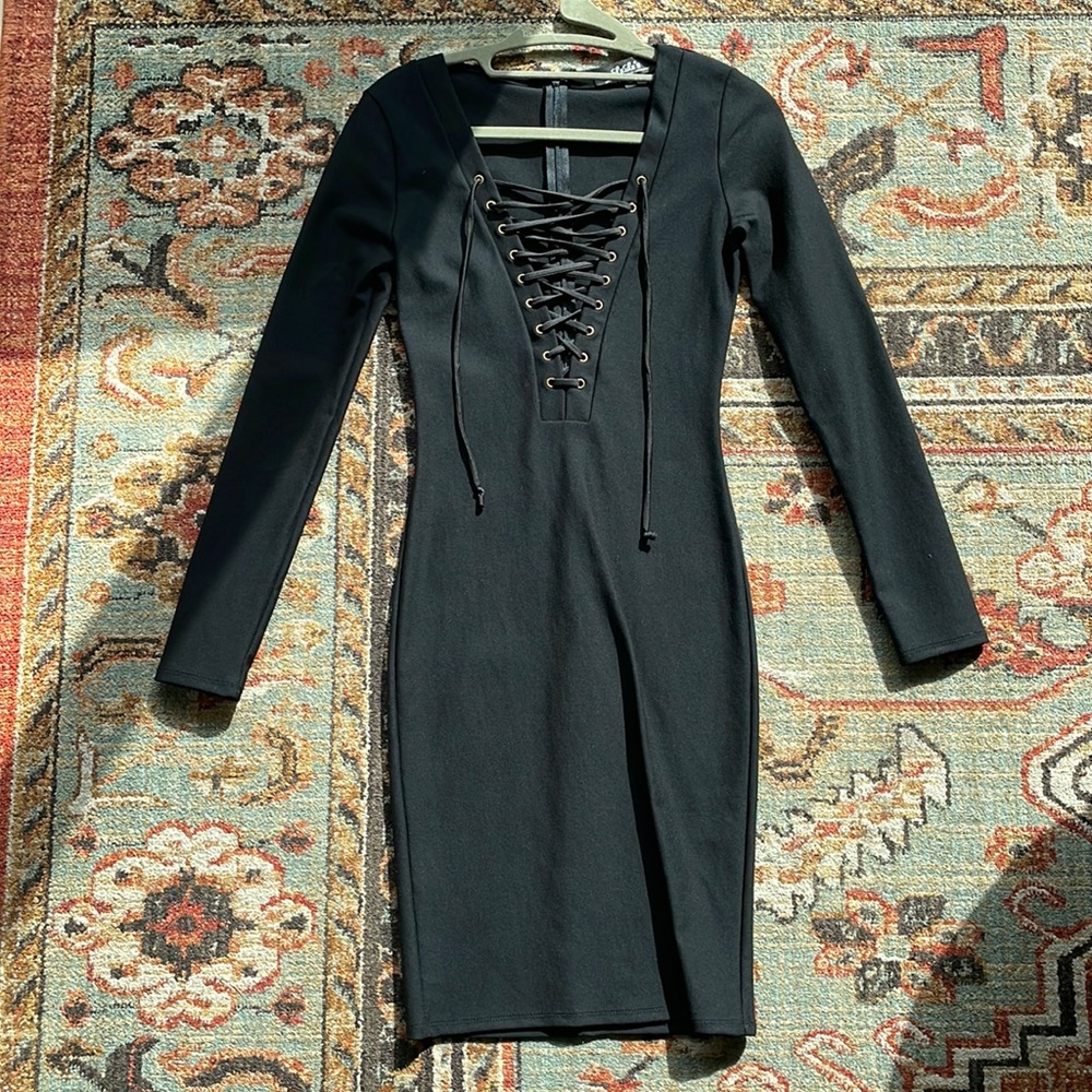 Lulus black bodycon lace up dress